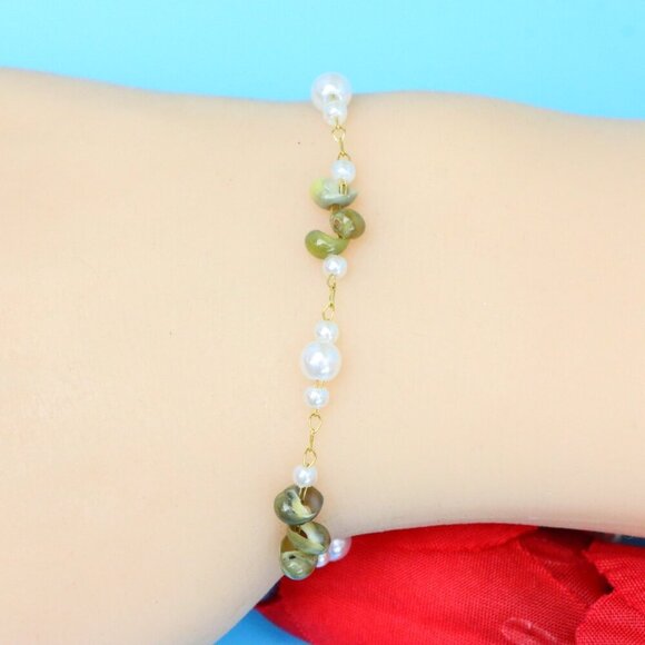 Chic & Stylish Bracelet – A Thoughtful Gift for Women and Girls, DYC1326 - Picture 3 of 10